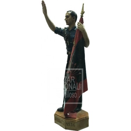 Escultura José Antonio en color 40 cm.